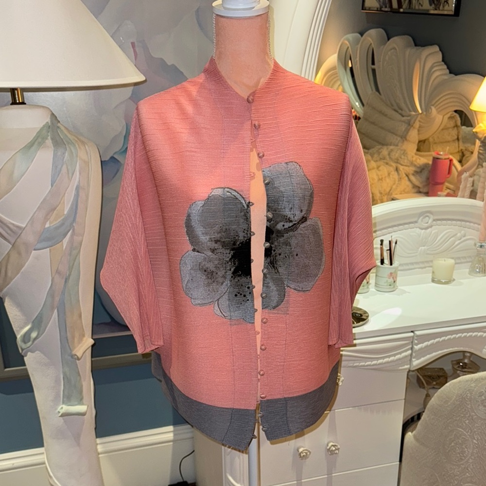 Pink and Gray Floral Kimono Top